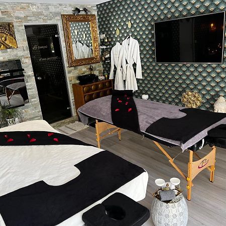 Suite Romantique Le Temps D'Un Instant Loveroom Hammam Jacuzzi Piscine Villeneuve  Екстериор снимка